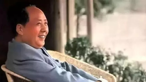 紀(jì)念毛澤東同志誕辰126周年！致敬一代偉人！